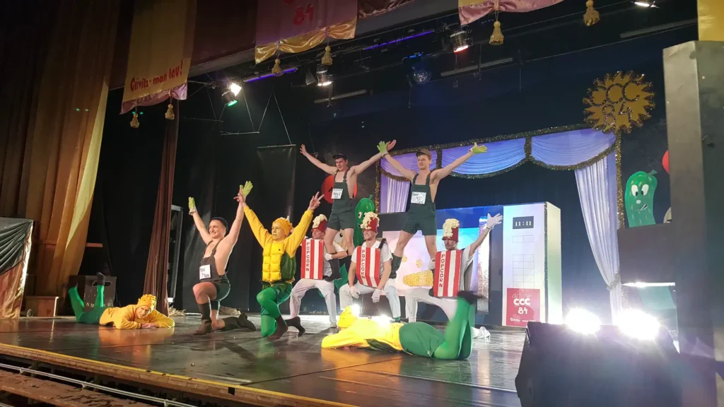 ccc84-maennerballet-06