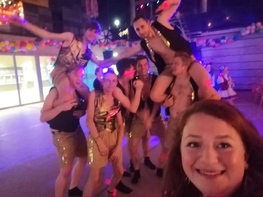 ccc84-maennerballet-08